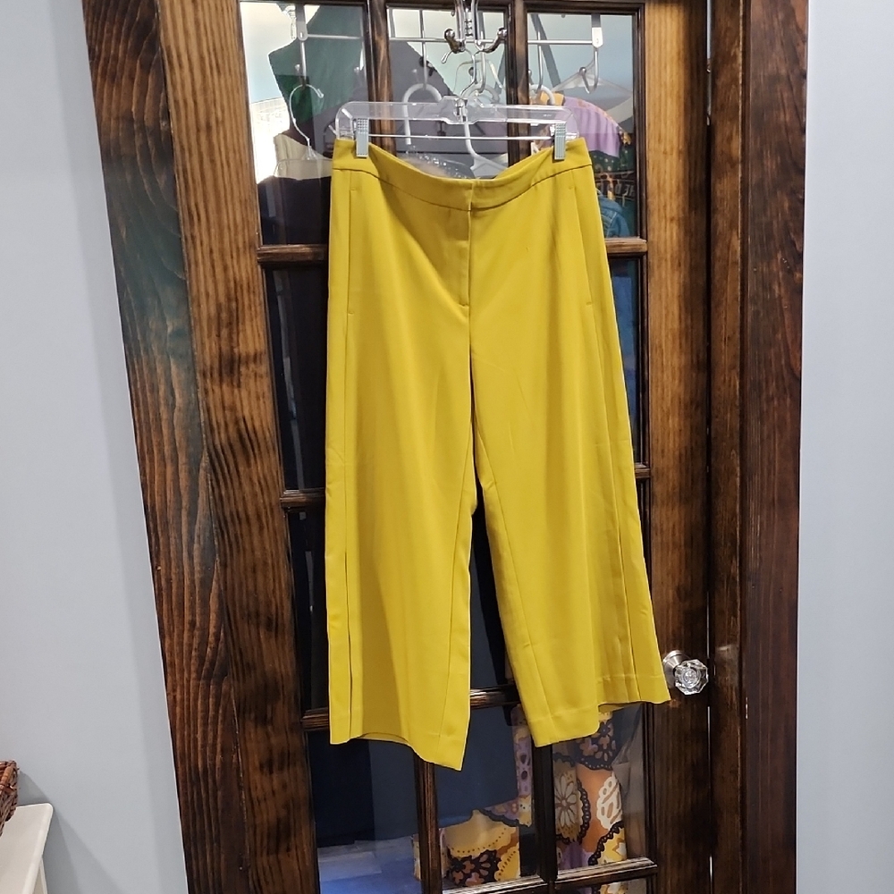 Ann Taylor Factory Mustard Cropped Wide Leg Dress Pants Size 6
